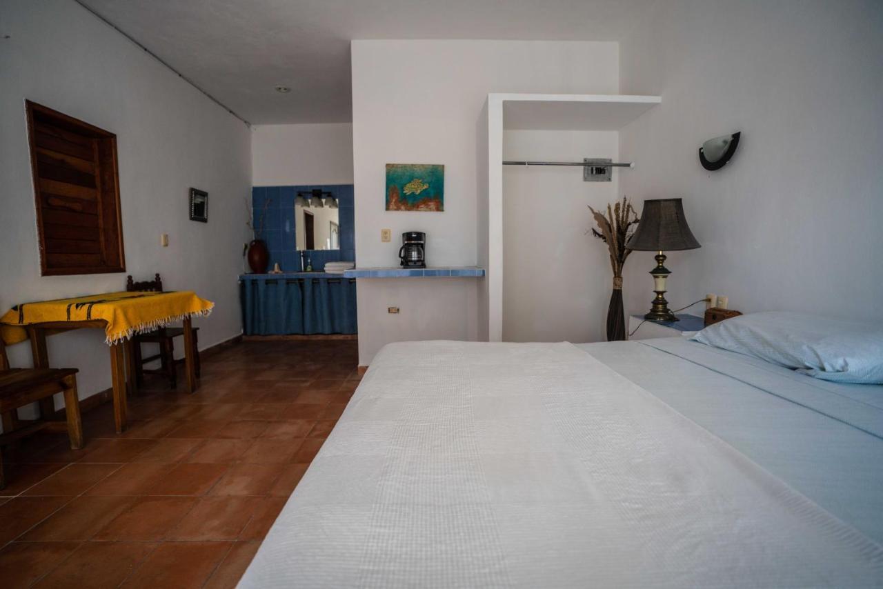Hotel Boutique Skulls Landing Исла-Мухерес Экстерьер фото